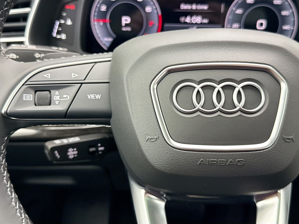 Thumbnail: 2026 Audi Q7 - 11