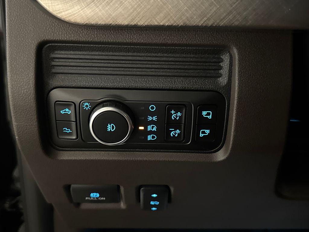 New 2026 Black Ford King Ranch image 32