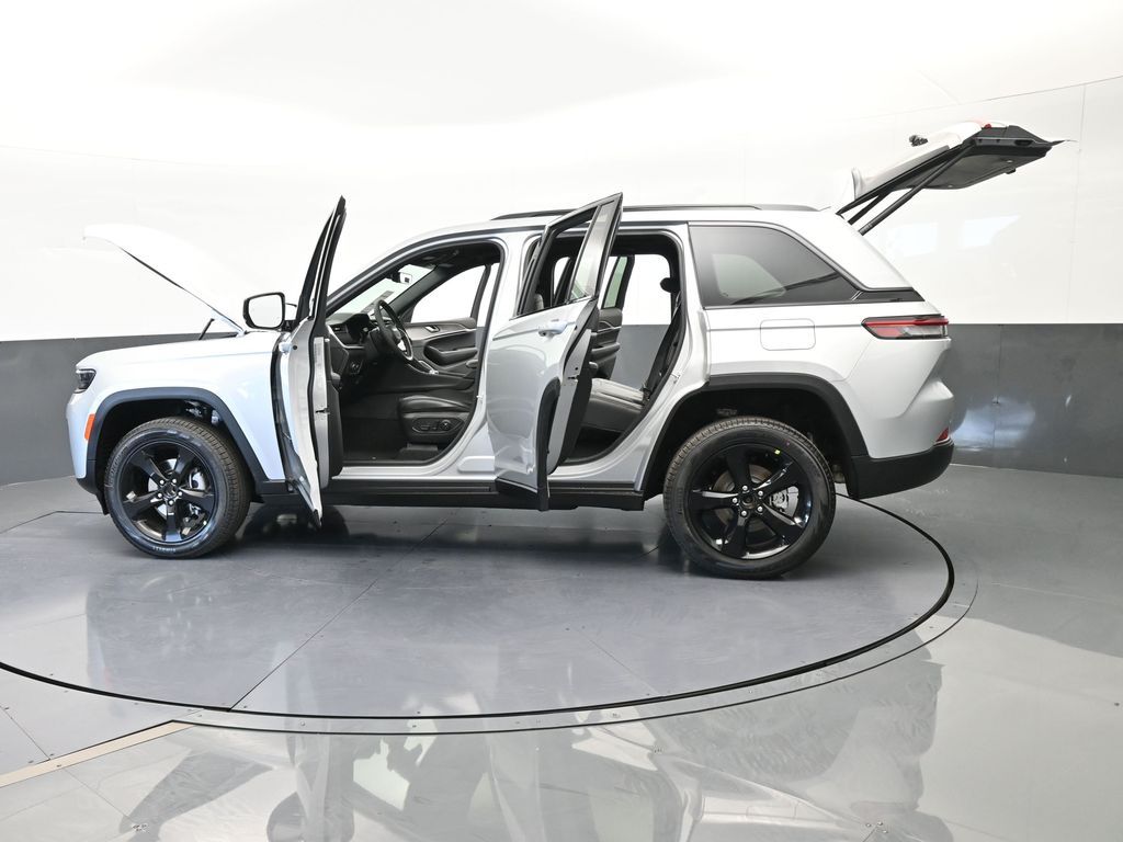 New 2026 Silver Zynith Jeep Limited image 68