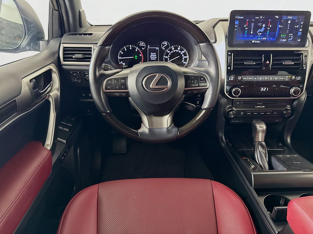 Thumbnail: 2023 Lexus GX - 24