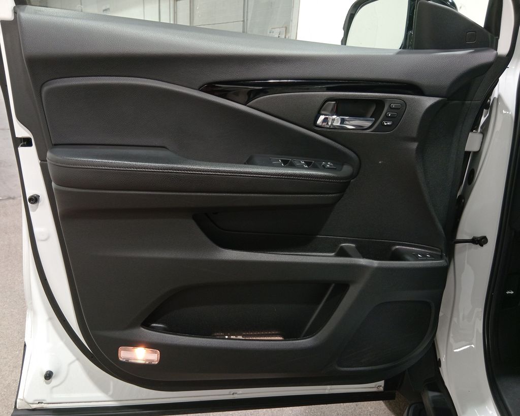 2021 Honda Passport Elite