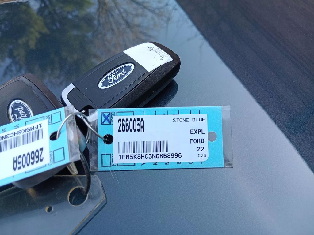 2022 Ford Explorer Platinum