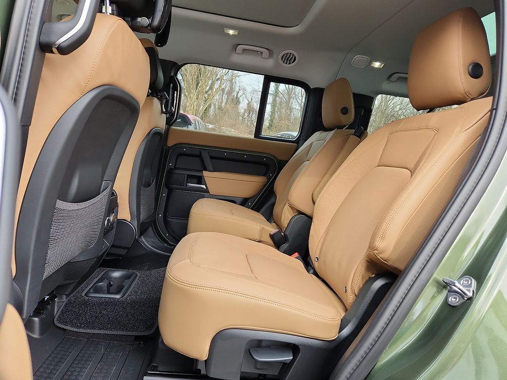 Thumbnail: 2026 Land Rover Defender - 5