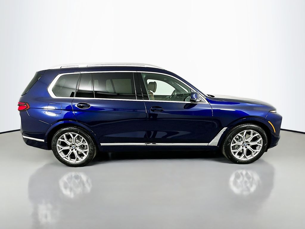 Thumbnail: 2026 BMW X7 - 4