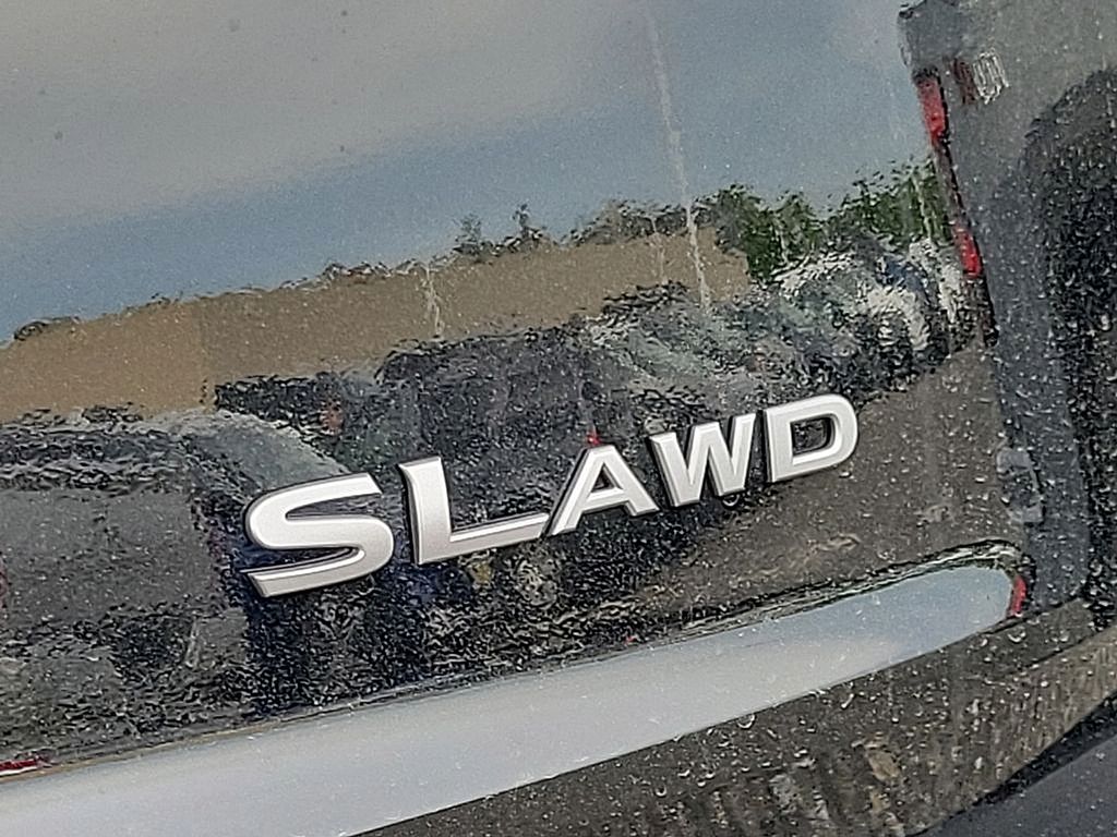 2024 Nissan Rogue SL 12