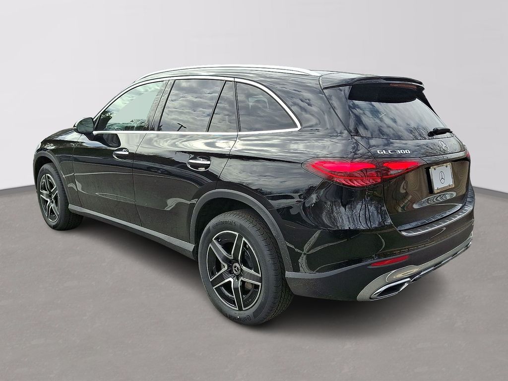 Thumbnail: 2026 Mercedes-Benz GLC - 4