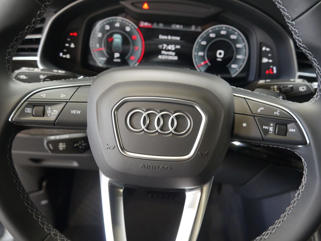 Thumbnail: 2026 Audi Q7 - 29