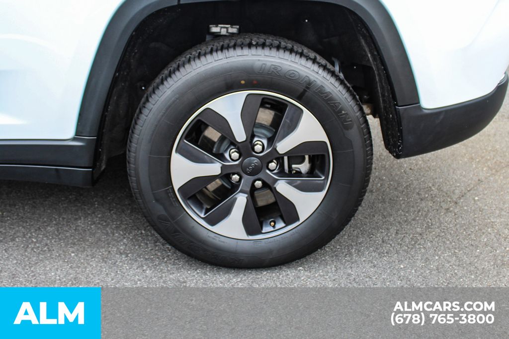 Used 2024 White Jeep 4xe image 16