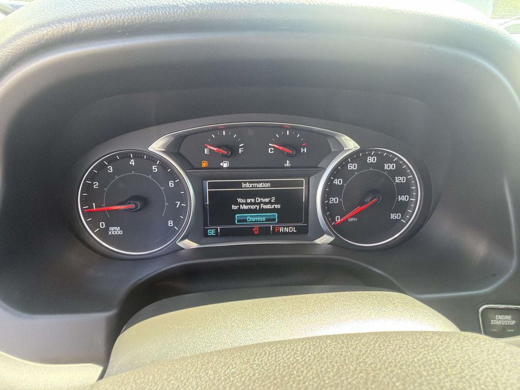 Used 2017 Black GMC SLT-2 image 21