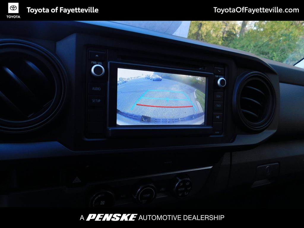 Thumbnail: 2017 Toyota Tacoma - 10