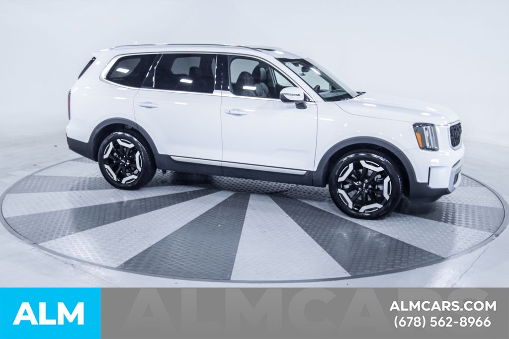 Used 2024 White Kia EX image 13