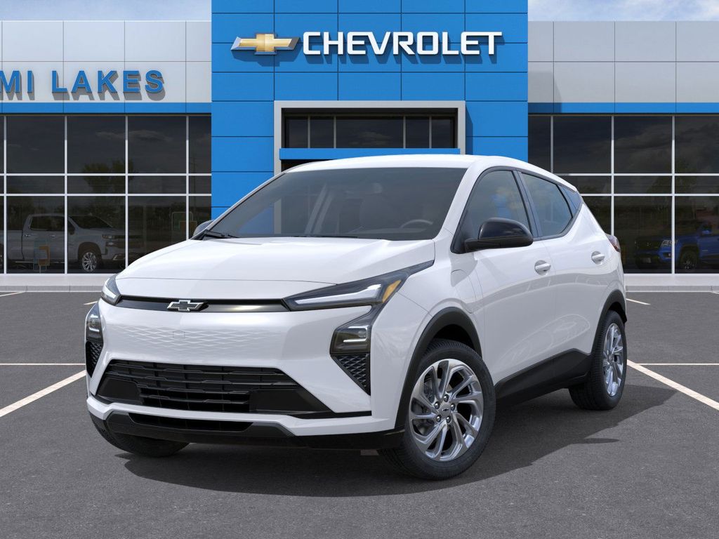 New 2027 Summit White Chevrolet LT image 6