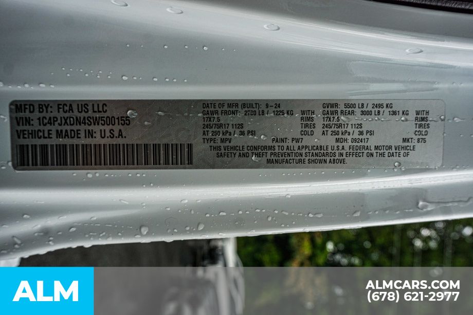 Used 2025 White Jeep Sport S image 56