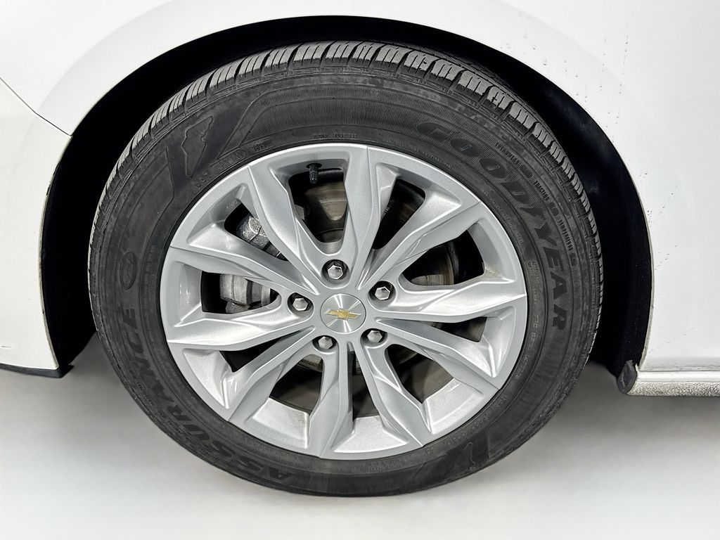 Used Car 2024 Chevrolet Malibu  Lt For Sale Under $20,000 In Austin, Texas