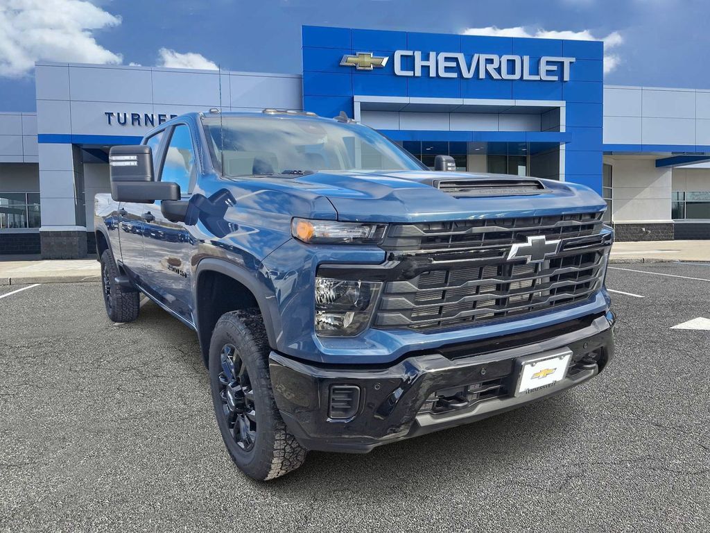 2025 Chevrolet Silverado 2500 Custom 2