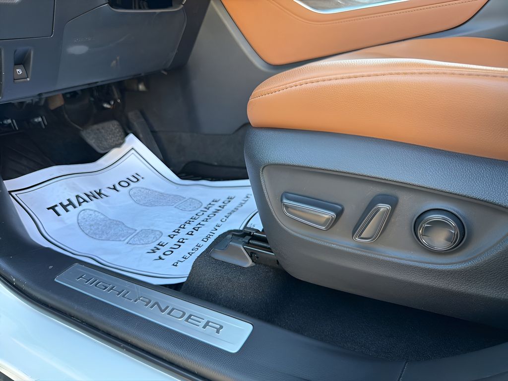 2023 Toyota Highlander Hybrid