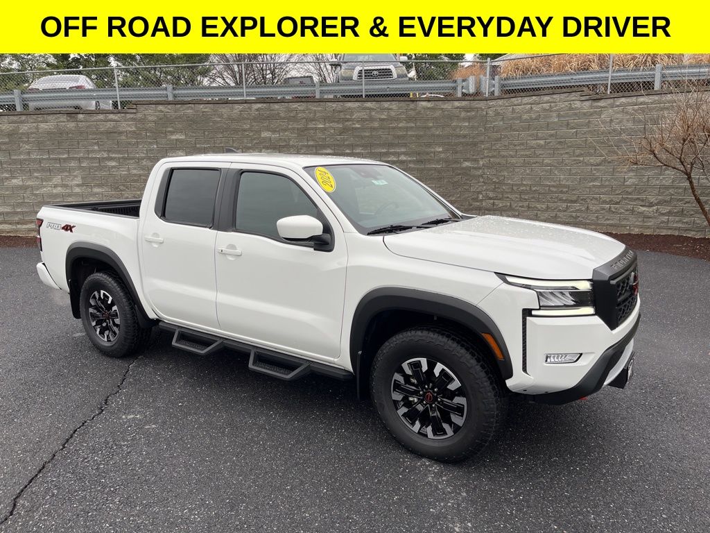 2024 Nissan Frontier PRO-4X Crew Cab 4WD
