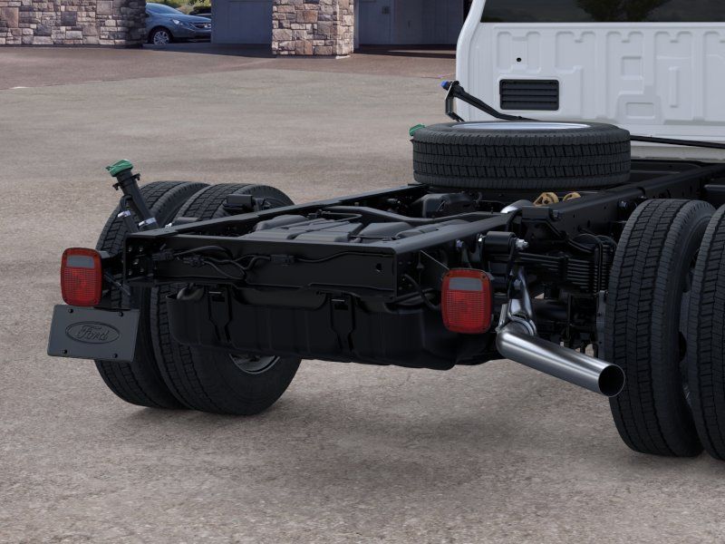 2025 Ford F-550SD XL