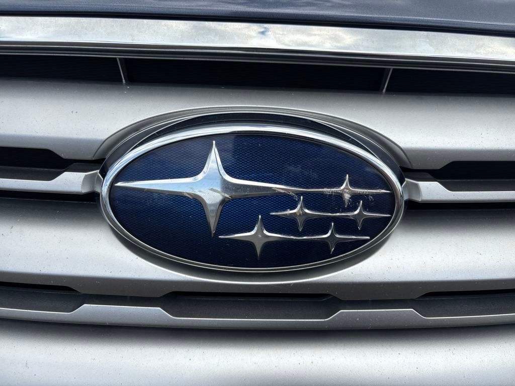 2017 Carbide Gray Metallic Subaru Outback 3.6R AWD SUV