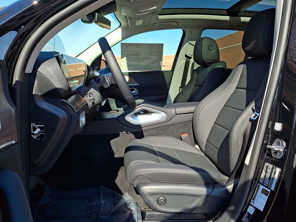 Thumbnail: 2026 Mercedes-Benz GLE - 9