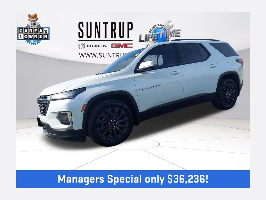 White (Iridescent Pearl Tricoat) 2023 Chevrolet Traverse RS AWD SUV / Crossover Four-Wheel Drive 9-Speed Automatic
