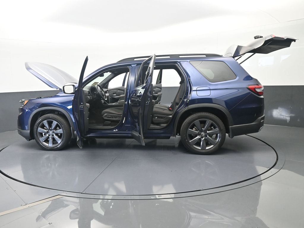 Used 2025 Obsidian Blue Pearl Honda Sport image 3