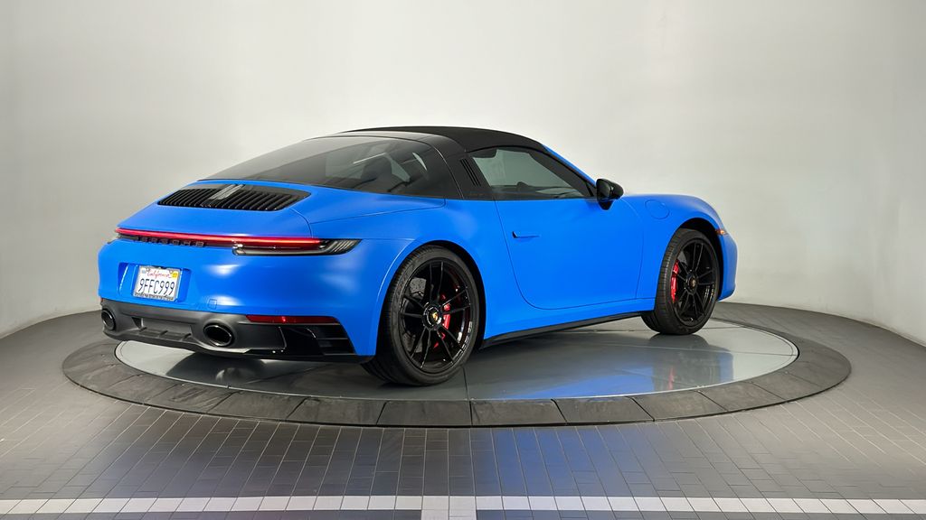 2023 Porsche 911 Targa 4S 5