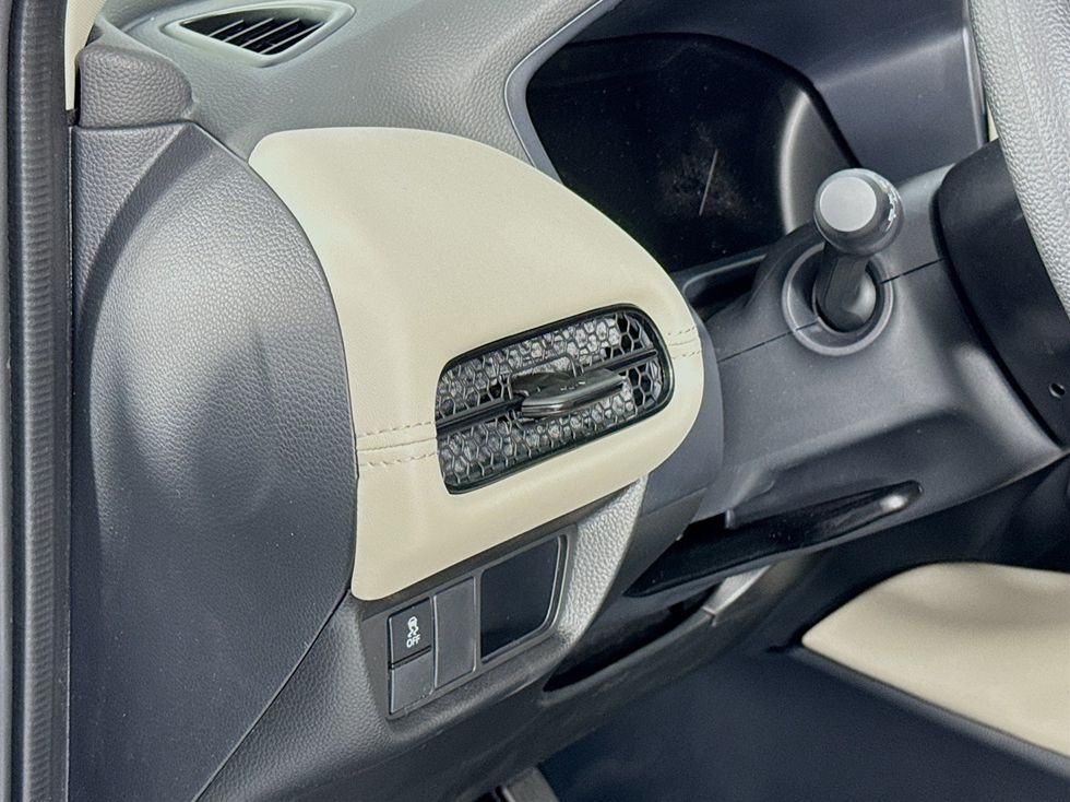 2025 Honda HR-V LX photo