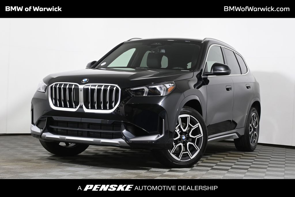 Thumbnail: 2027 BMW X1 - 1