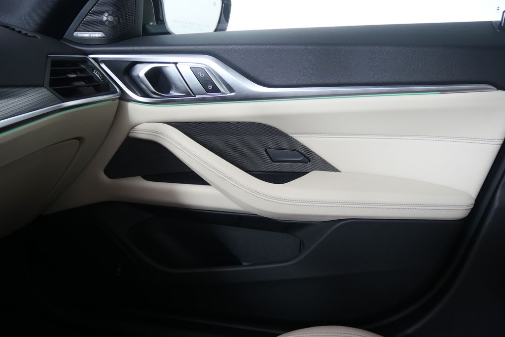 Thumbnail: 2023 BMW i4 - 29