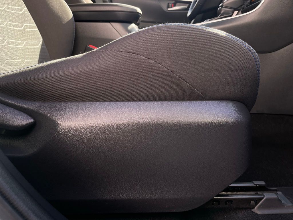 Thumbnail: 2024 Toyota RAV4 - 31