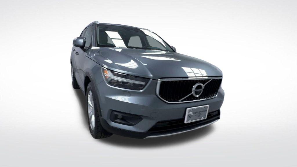 Used 2019 Volvo XC40 SUV