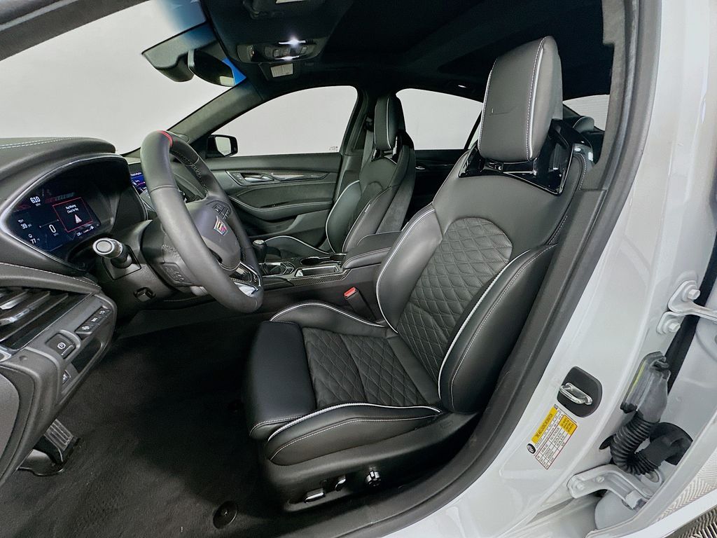 Thumbnail: 2023 Cadillac CT5 - 20