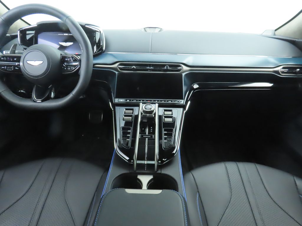 Thumbnail: 2025 Aston Martin Vantage - 13