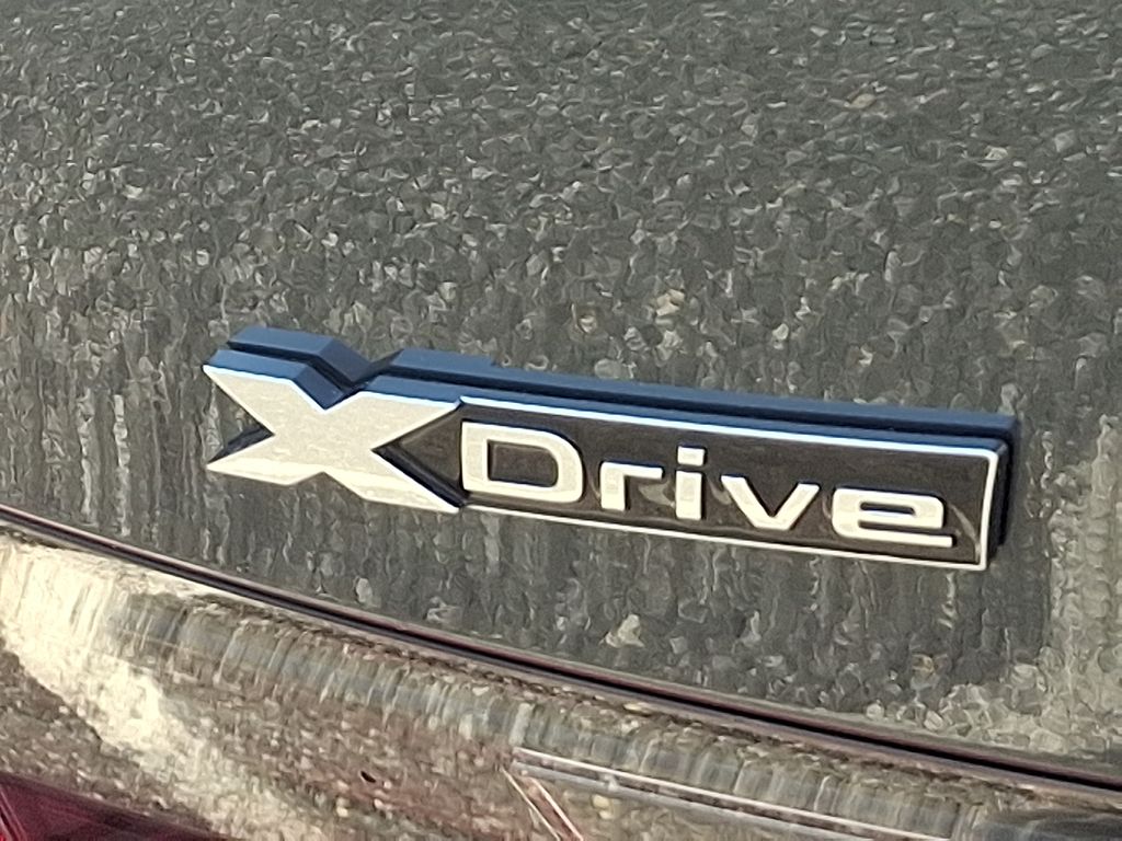 Thumbnail: 2024 BMW M3 - 31