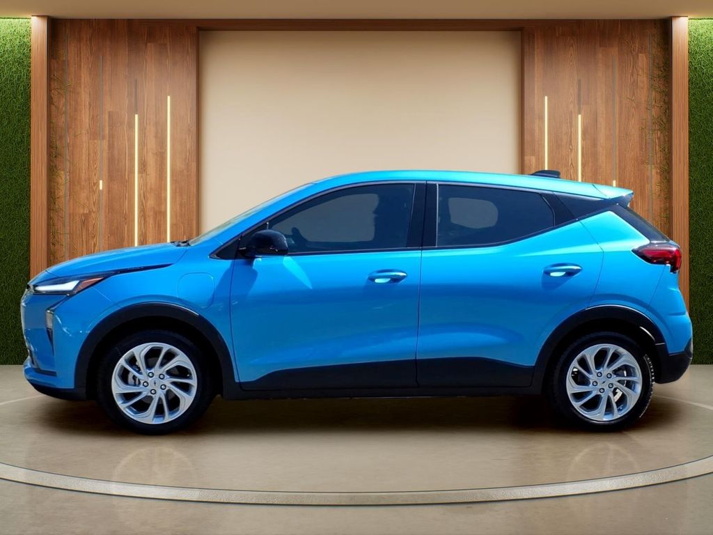 ChevroletBolt EV27