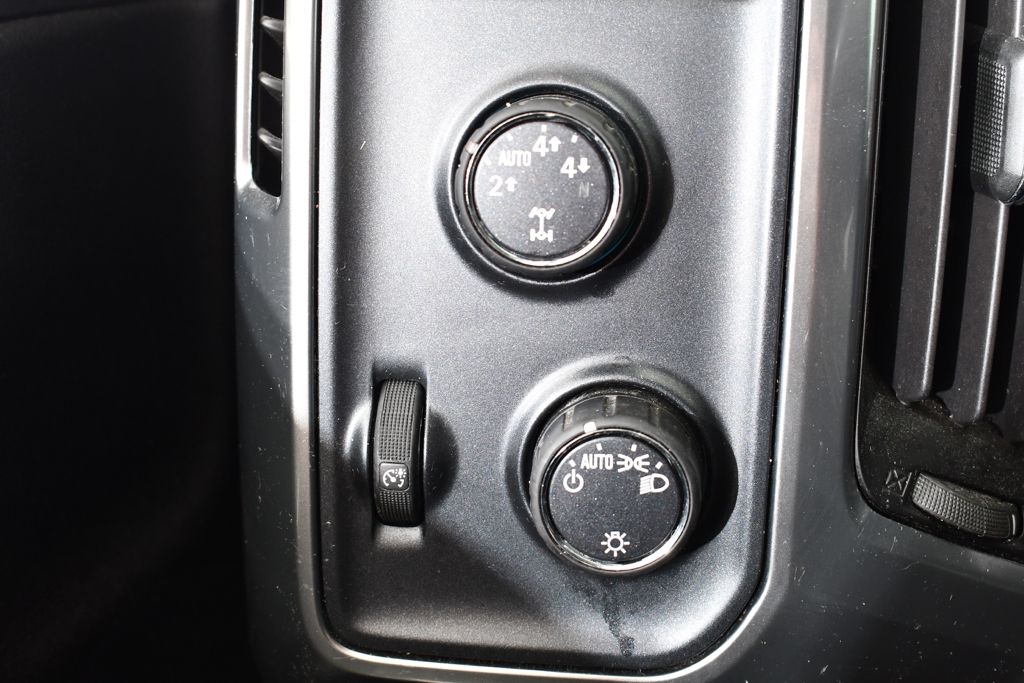 Used 2014 White Chevrolet LT Flex Fuel image 28