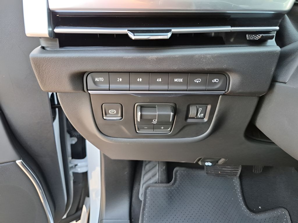 New 2026 White Cadillac Luxury image 32