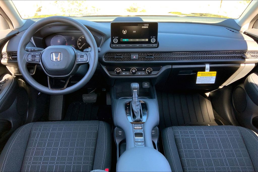 2025 Honda HR-V LX 5