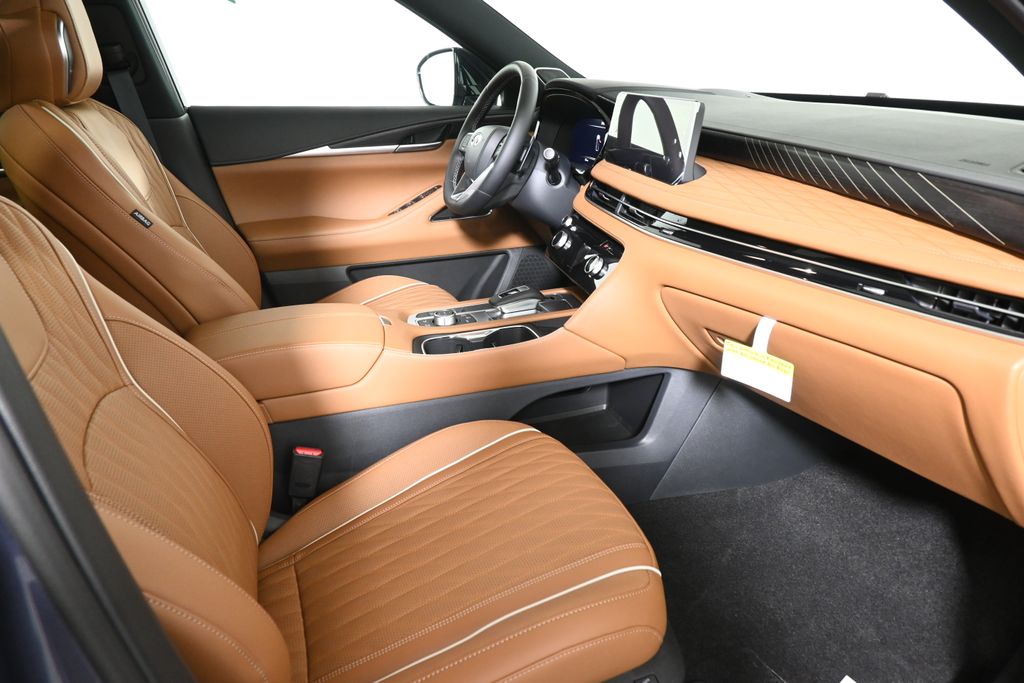 Thumbnail: 2026 INFINITI QX60 - 21