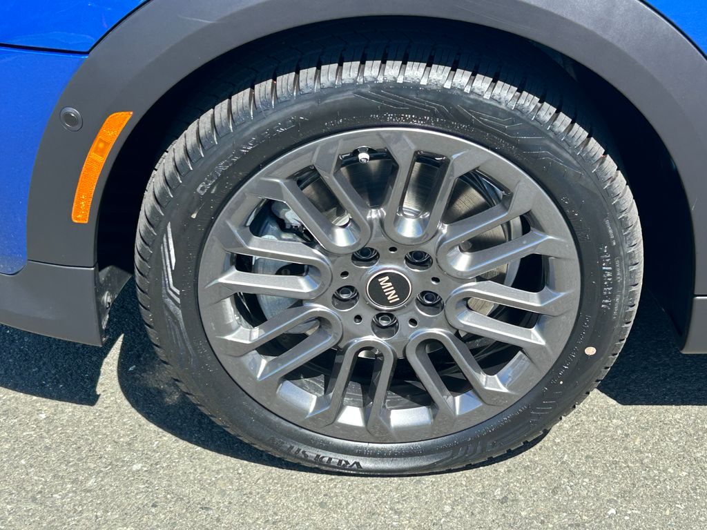 Thumbnail: 2025 MINI Cooper Hardtop - 9