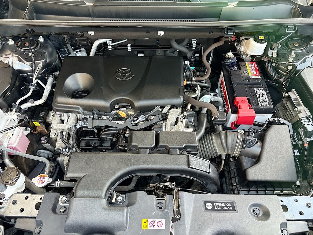 Thumbnail: 2021 Toyota RAV4 - 29