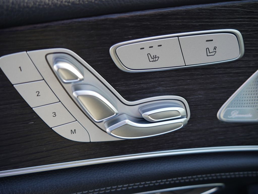 Thumbnail: 2023 Mercedes-Benz AMG GT - 19