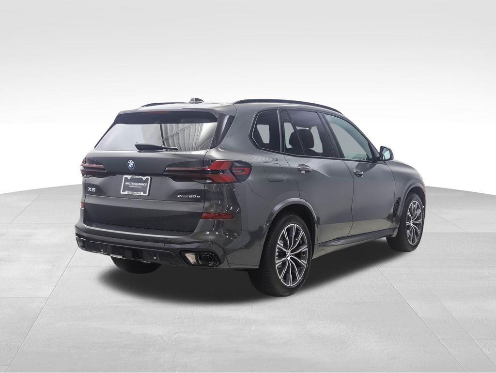 Thumbnail: 2026 BMW X5 - 5
