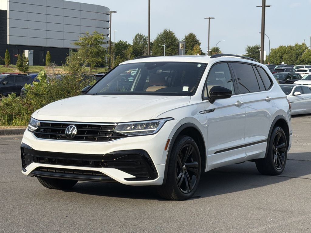 2024 Volkswagen Tiguan SE R-Line Black FWD