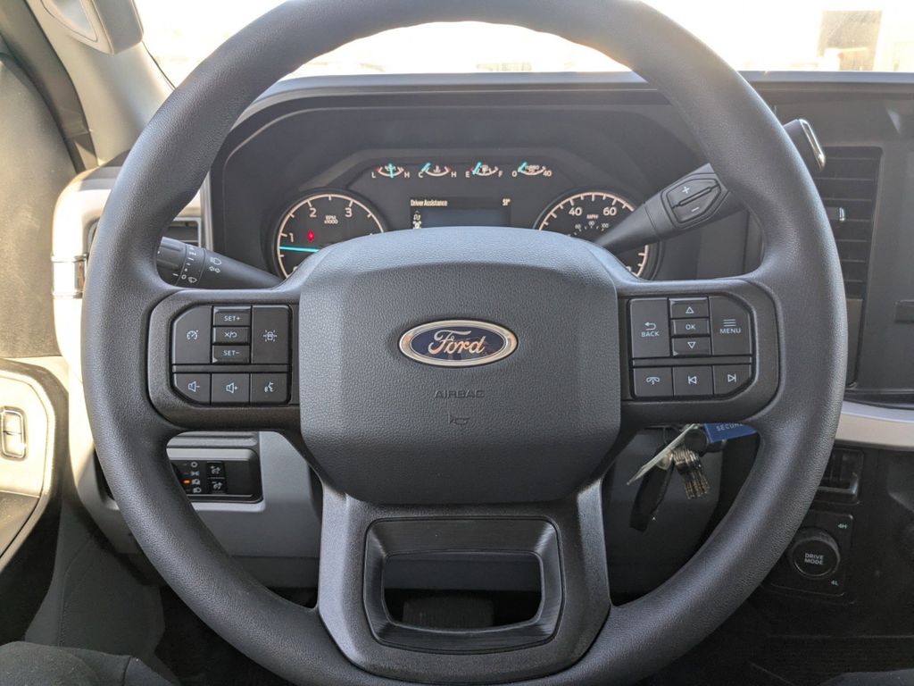 2025 Ford F-450 Chassis XL