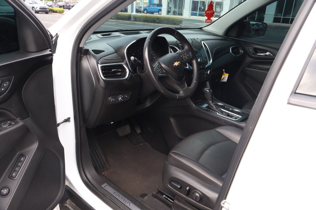 Thumbnail: 2020 Chevrolet Equinox - 12
