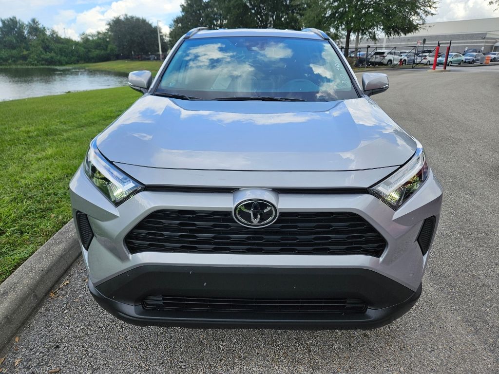 Thumbnail: 2024 Toyota RAV4 - 8