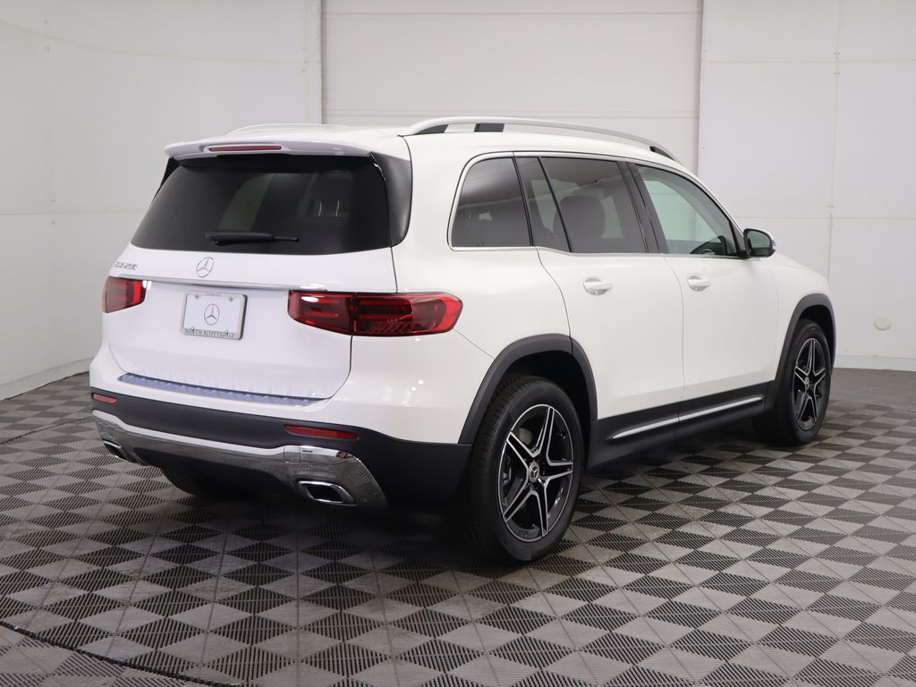 Thumbnail: 2026 Mercedes-Benz GLB - 5