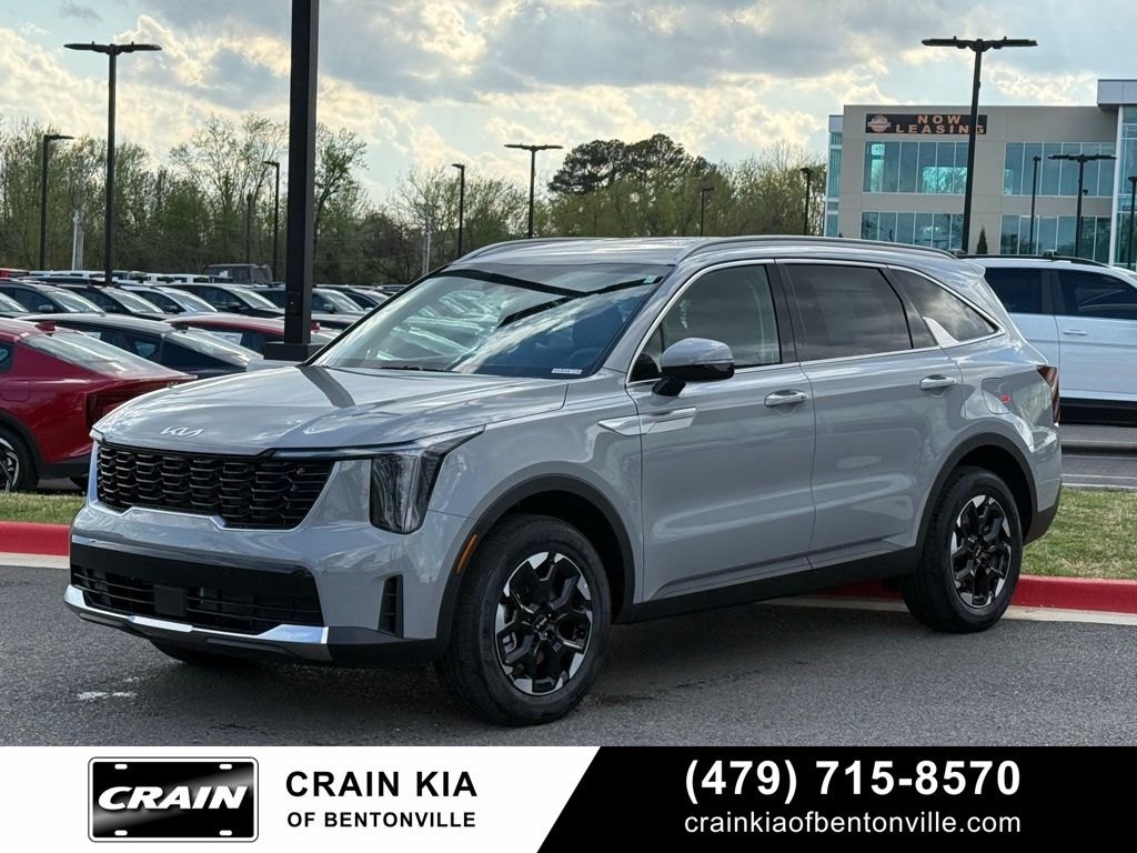 View vehicle photo 3